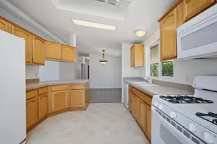 146 Wisteria Dr, Calistoga, CA 94515 - Photo 14