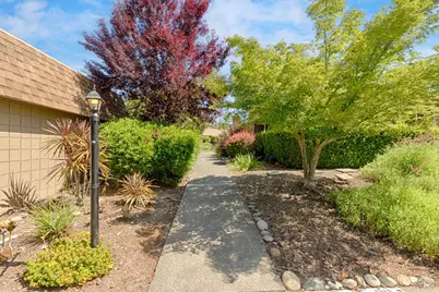 29 Woodgreen Street, Santa Rosa, CA 95409 - Photo 26