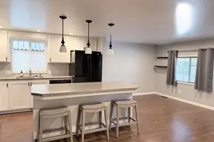 67 Leisure Park Cir, Santa Rosa, CA 95401 - Photo 8