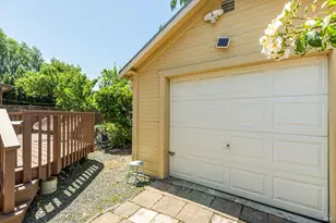 1006 F St, Petaluma, CA 94952 - Photo 34
