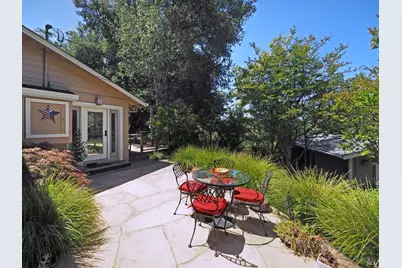 22549 River Road, Geyserville, CA 95441 - Photo 52