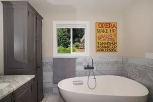 22549 River Rd, Geyserville, CA 95441 - Photo 32