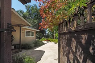 22549 River Rd, Geyserville, CA 95441 - Photo 8