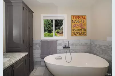 22549 River Road, Geyserville, CA 95441 - Photo 32