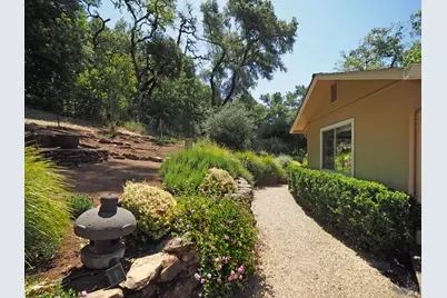 22549 River Road, Geyserville, CA 95441 - Photo 46
