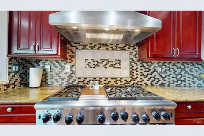 1826 Adobe Creek Drive, Petaluma, CA 94954 - Photo 28