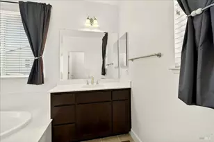 578 Burgundy St, Vacaville, CA 95687 - Photo 68