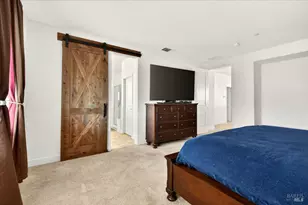 578 Burgundy St, Vacaville, CA 95687 - Photo 64