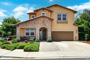 578 Burgundy St, Vacaville, CA 95687 - Photo 4