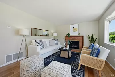 802 Pueblo Avenue, Napa, CA 94558 - Photo 2
