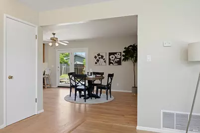 802 Pueblo Avenue, Napa, CA 94558 - Photo 38