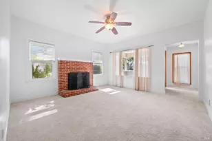 1685 W College Ave, Santa Rosa, CA 95401 - Photo 10