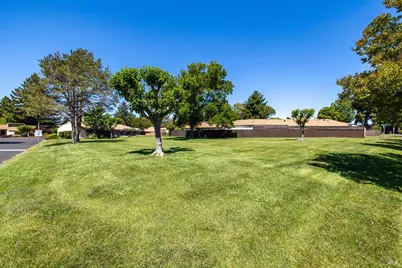 624 Simpson Street, Santa Rosa, CA 95401 - Photo 20