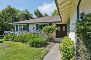 230 Flint Ct, Sonoma, CA 95476 - Photo 2