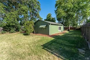 160 Thomas St, Ukiah, CA 95482 - Photo 24