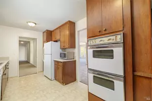 132 Peacock Dr, San Rafael, CA 94901 - Photo 6