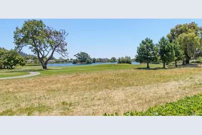 132 Peacock Drive, San Rafael, CA 94901 - Photo 32