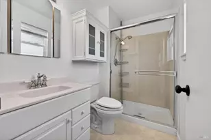 1712 Weaverly Dr, Petaluma, CA 94954 - Photo 18