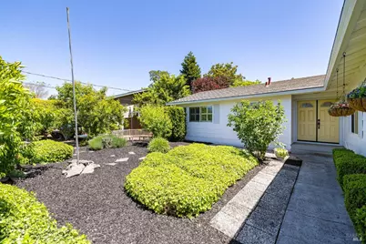 1712 Weaverly Drive, Petaluma, CA 94954 - Photo 2