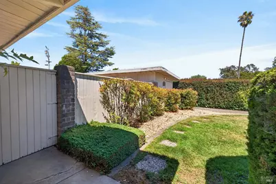 495 Country Club Drive, Santa Rosa, CA 95401 - Photo 36
