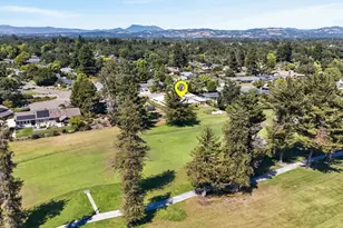 495 Country Club Dr, Santa Rosa, CA 95401 - Photo 26