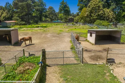 18200 Georges Lane, Fort Bragg, CA 95437 - Photo 48