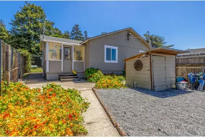 18200 Georges Lane, Fort Bragg, CA 95437 - Photo 26