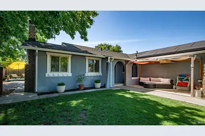400 Corte Cadiz, Vacaville, CA 95688 - Photo 10