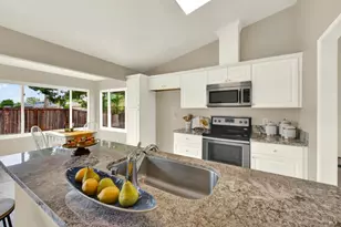 817 White Wing Ln, Suisun City, CA 94585 - Photo 18