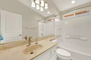 266 Bartlett Ln, Vacaville, CA 95687 - Photo 34