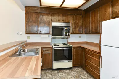 3007 Loma Court, Santa Rosa, CA 95405 - Photo 12