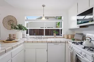 2424 Shoreline Dr, Napa, CA 94558 - Photo 18