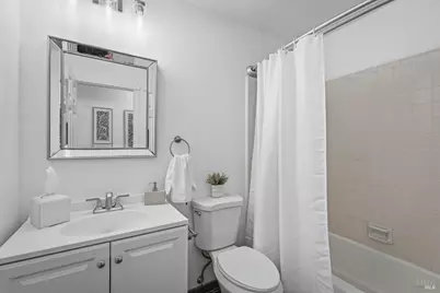 2424 Shoreline Drive, Napa, CA 94558 - Photo 8