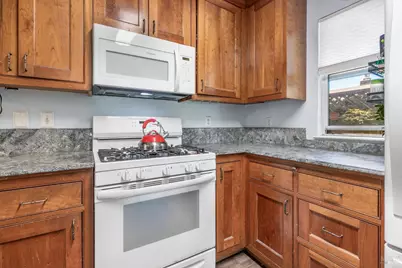 937 Kingwood Street, Santa Rosa, CA 95401 - Photo 12