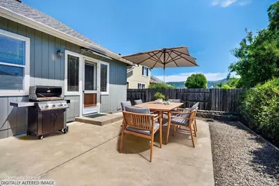 445 Muscat Drive, Cloverdale, CA 95425 - Photo 4