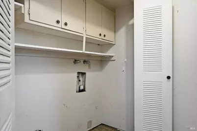 910 Marina Drive, Napa, CA 94559 - Photo 14