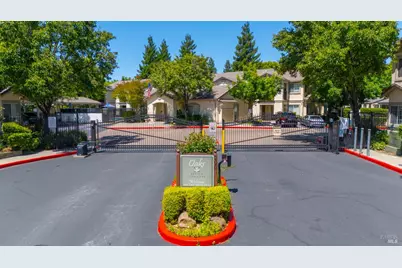 2001 Eastwood Drive #44, Vacaville, CA 95687 - Photo 42