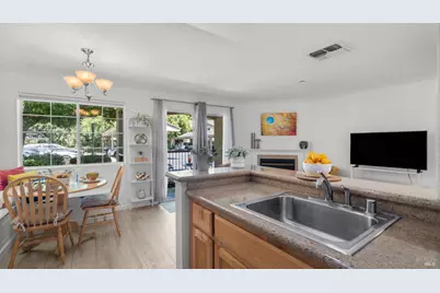 2001 Eastwood Drive #44, Vacaville, CA 95687 - Photo 8