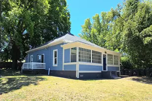 487 E Valley St, Willits, CA 95490 - Photo 1