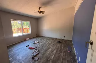 10703 Paradise Ct, Kelseyville, CA 95451 - Photo 16