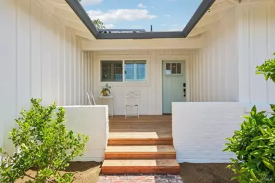 5430 Spain Avenue, Santa Rosa, CA 95409 - Photo 2