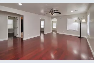 1125 E 5th Street, Benicia, CA 94510 - Photo 8