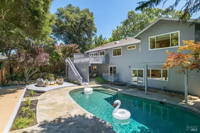 2 Brooke Drive, Novato, CA 94947 - Photo 32