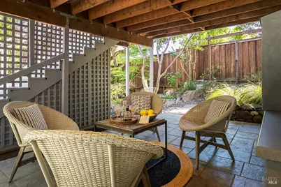 2 Brooke Drive, Novato, CA 94947 - Photo 40