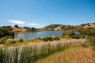 2 Brooke Dr, Novato, CA 94947 - Photo 58