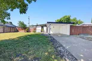 945 Laurel Way, Rio Vista, CA 94571 - Photo 2