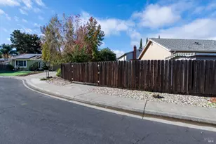 1419 Shelby Dr, Fairfield, CA 94534 - Photo 6