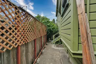 1014 Castro St, Oakland, CA 94607 - Photo 32