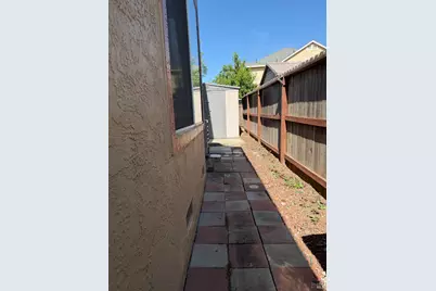 322 Ridgecrest Circle, Suisun City, CA 94585 - Photo 36