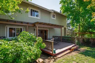2048 E 3rd St, Benicia, CA 94510 - Photo 18
